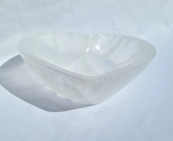 Selenite Heart Bowl - 15cm